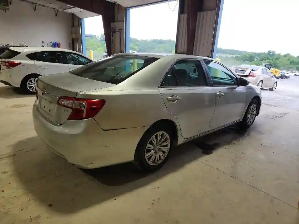 4T1BF1FK8CU026327 2012 TOYOTA CAMRY-2