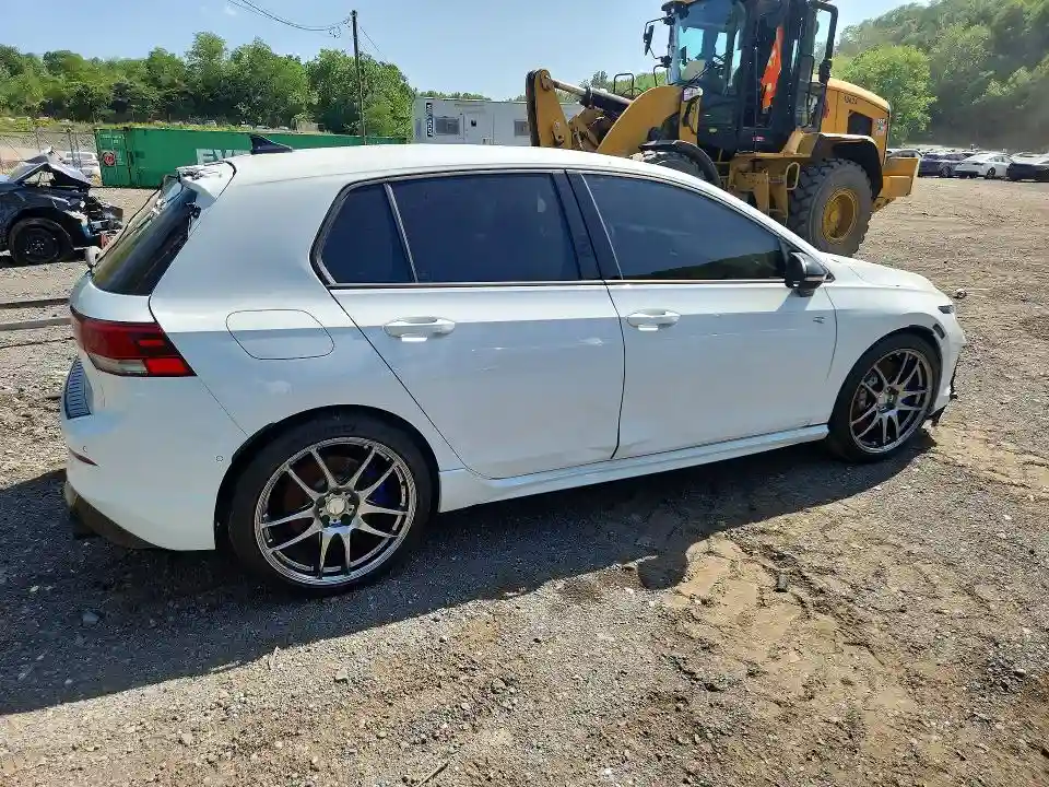 WVWEB7CD1SW216768 2025 VOLKSWAGEN GOLF-2