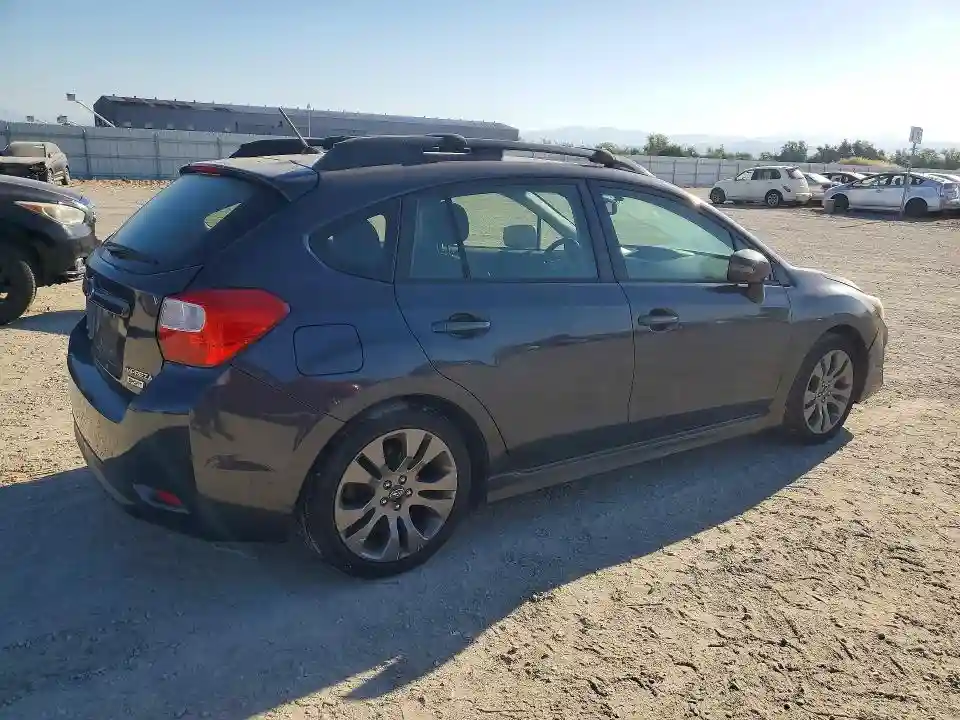 JF1GPAU66F8298651 2015 SUBARU IMPREZA-2