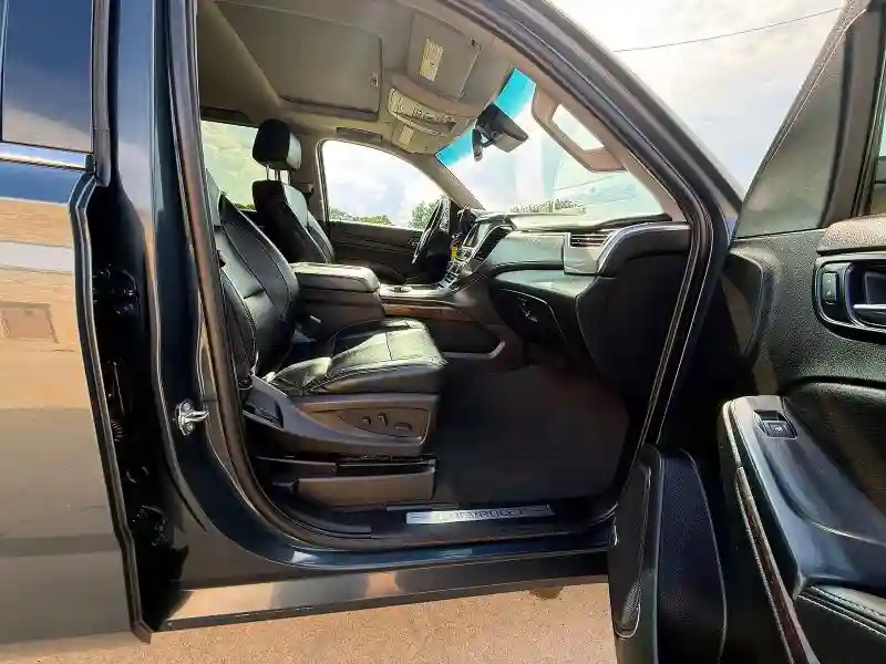 1GNSKHKC6KR275841 2019 CHEVROLET SUBURBAN-4