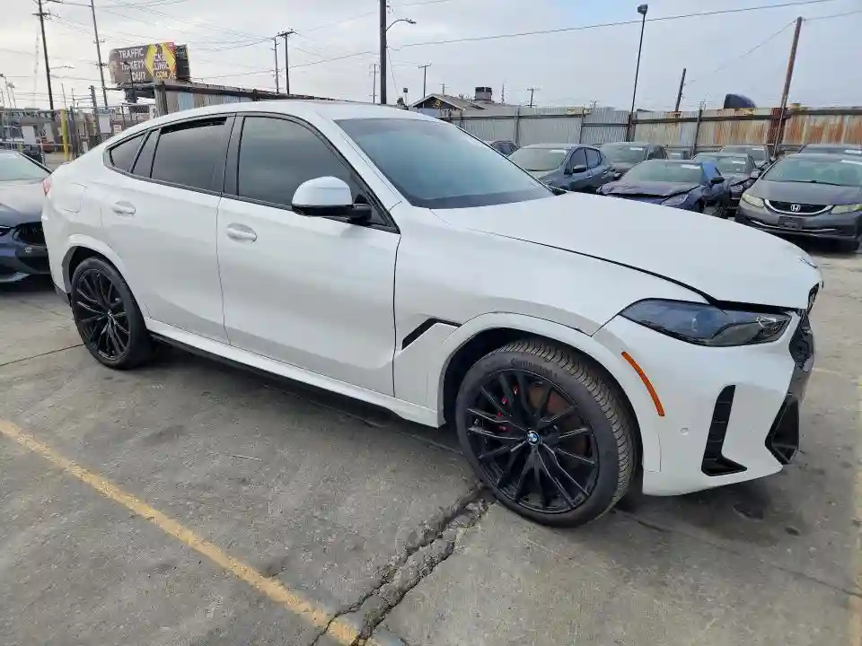 5UX33EX06R9U92371 2024 BMW X6-3