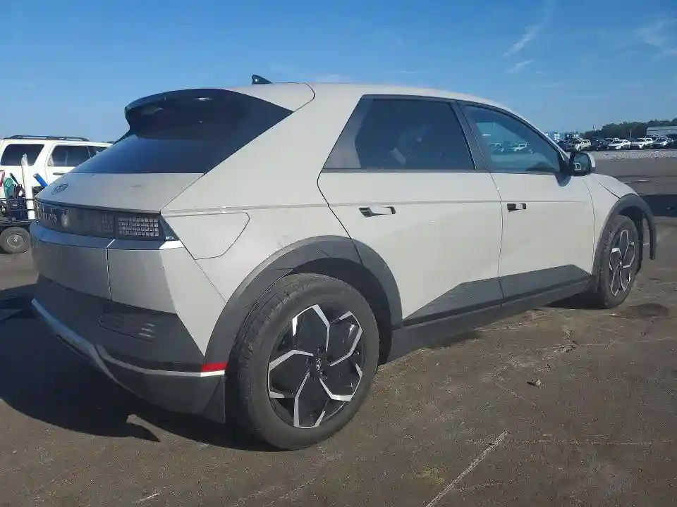 KM8KM4AE1PU153242 2023 HYUNDAI IONIQ-2