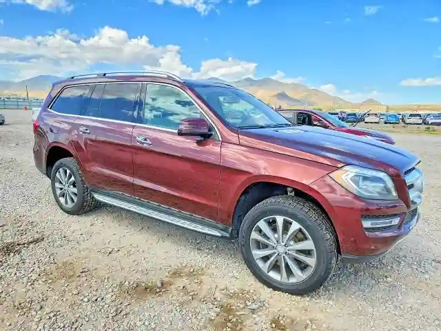 4JGDF7CE3DA245015 2013 MERCURY GL-CLASS-3
