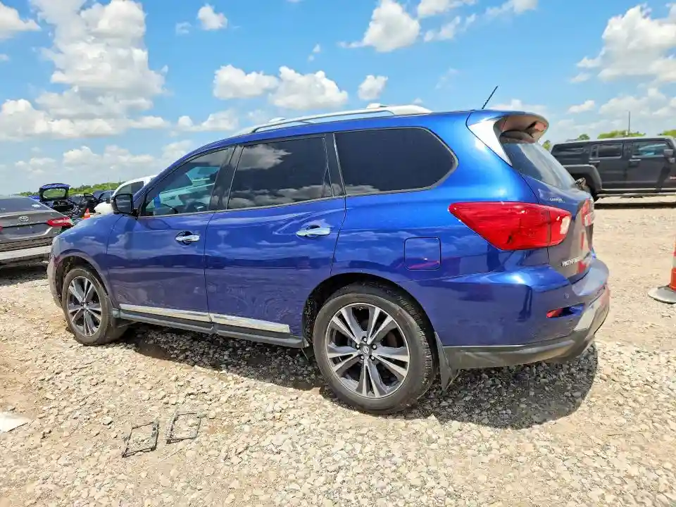 5N1DR2MM9HC637412 2017 NISSAN PATHFINDER-1