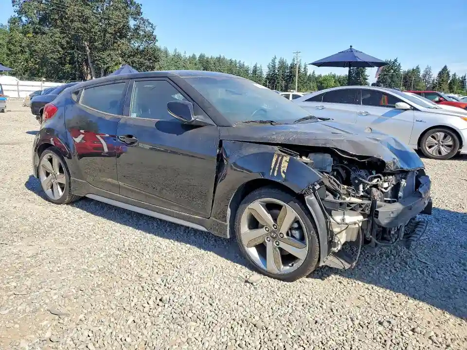 KMHTC6AE7DU087228 2013 HYUNDAI VELOSTER-3