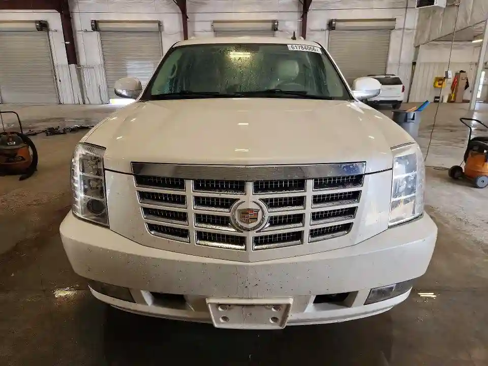 1GYS4HEF9DR102000 2013 CADILLAC ESCALADE-4