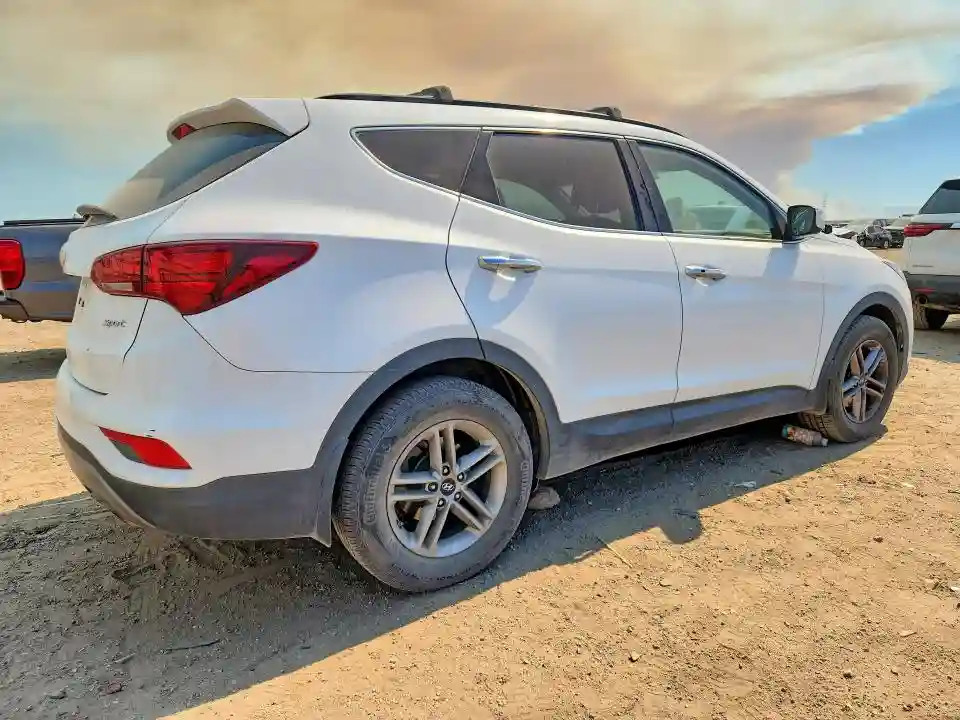 5NMZU3LB6JH056293 2018 HYUNDAI SANTA FE-2