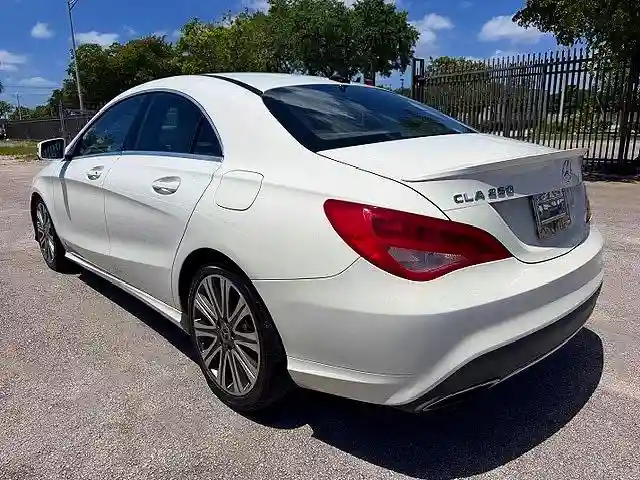 WDDSJ4EB0JN570193 2018 MERCEDES-BENZ CLA-CLASS-1