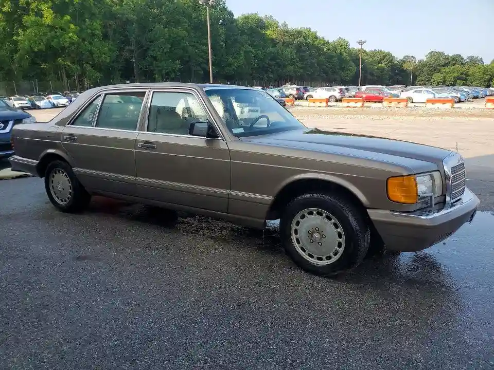 WDBCA35D2JA414995 1988 MERCEDES-BENZ S-CLASS-3