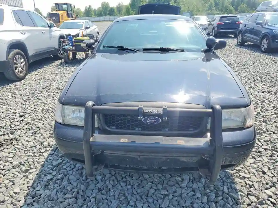 2FABP7BV3BX108600 2011 FORD CROWN VIC-4