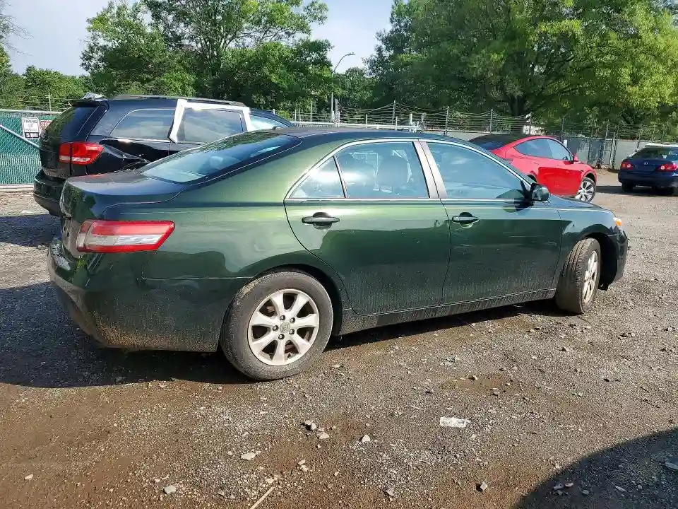 4T1BF3EK8BU585811 2011 TOYOTA CAMRY-2