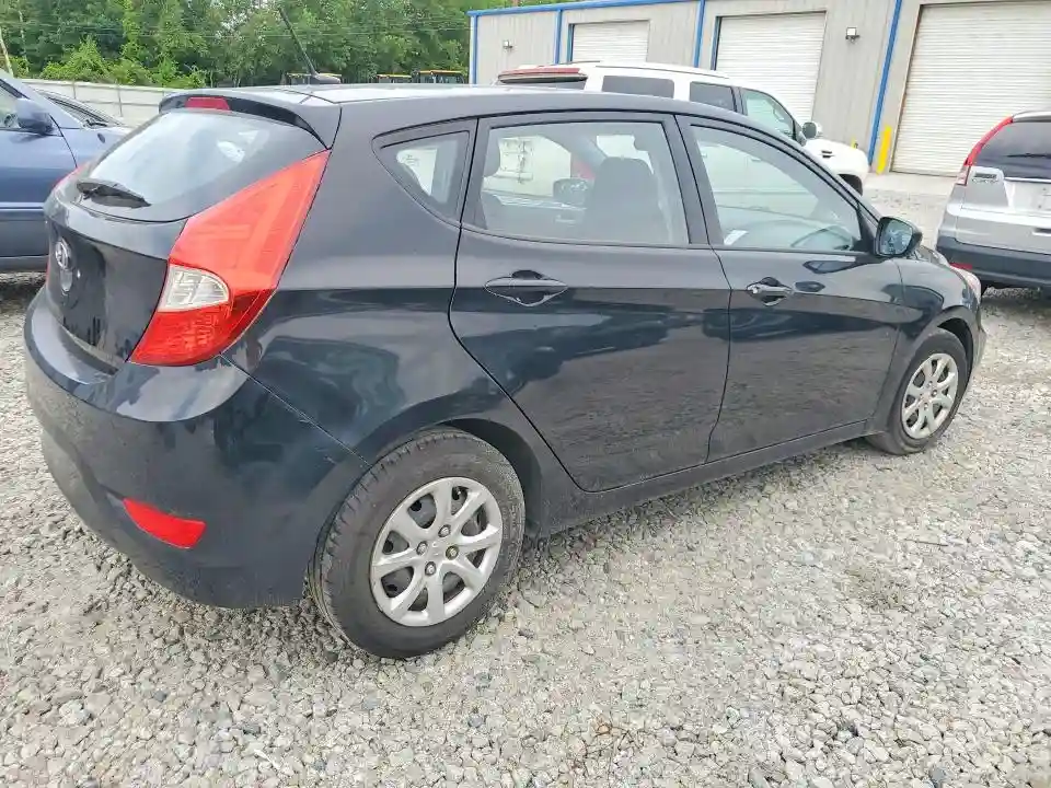 KMHCT5AE3CU022613 2012 HYUNDAI ACCENT-2