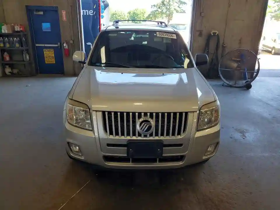 4M2CN9HG6BKJ05924 2011 MERCURY MARINER-4