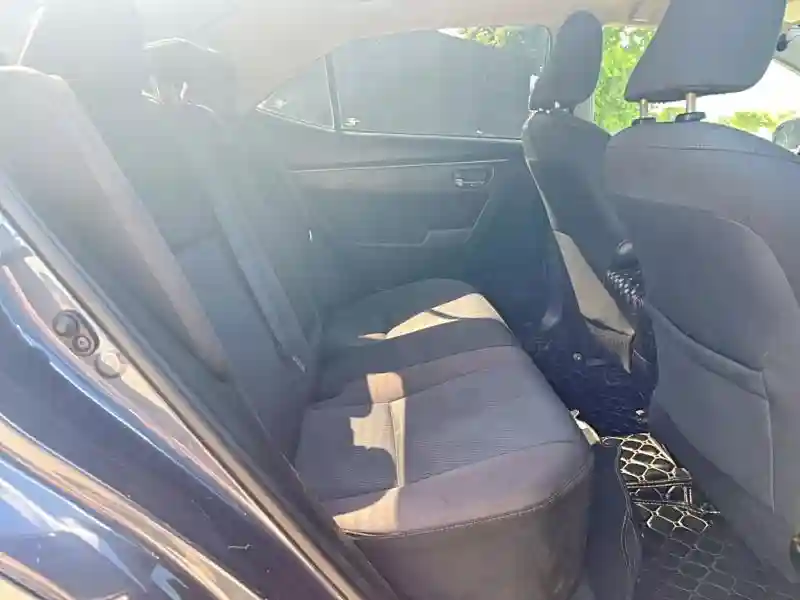 5YFBURHE7HP640550 2017 TOYOTA COROLLA-5