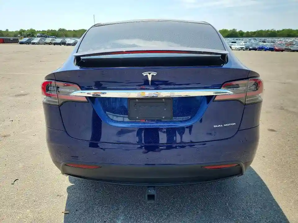 5YJXCBE2XLF233529 2020 TESLA MODEL X-5