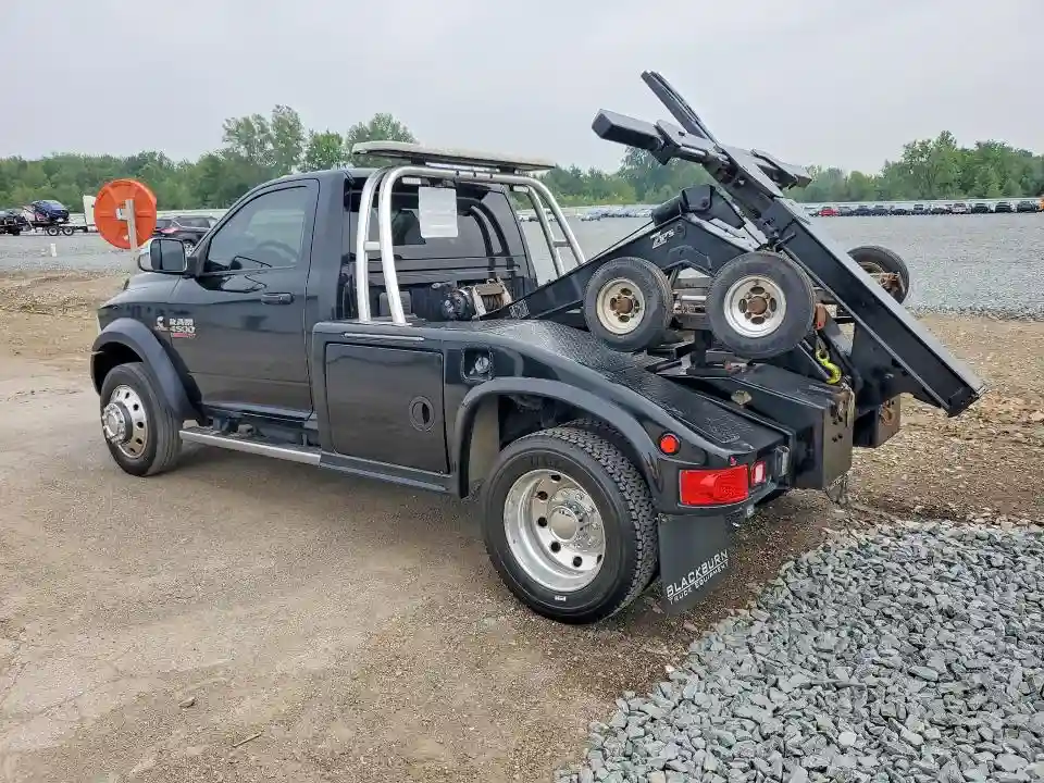 3C7WRKAL9JG345211 2018 RAM 4500-1