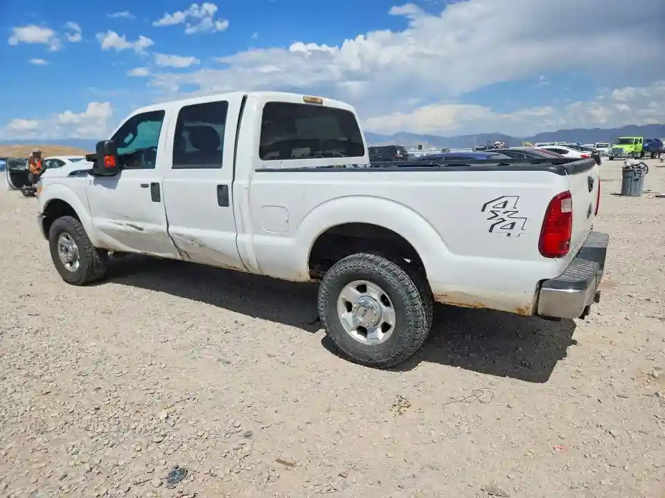 1FT7W2B66CEC51932 2012 FORD F250-1
