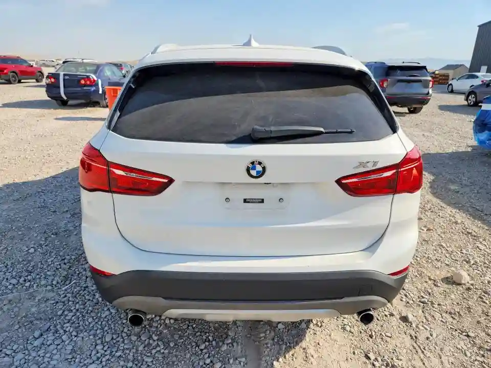 WBXHT3C31J5F89149 2018 BMW X1-5