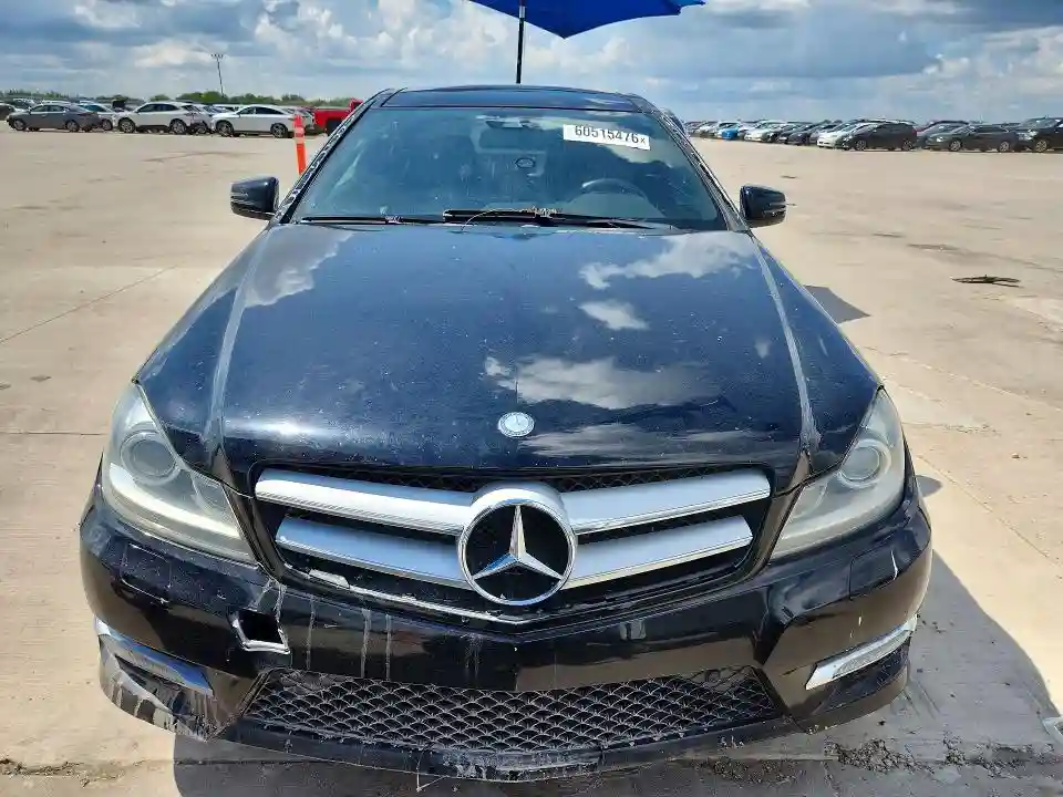 WDDGJ4HBXCF749713 2012 MERCEDES-BENZ C-CLASS-4