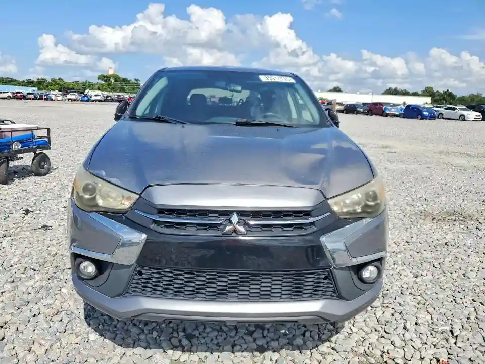 JA4AR3AW2JU018423 2018 MITSUBISHI OUTLANDER-4