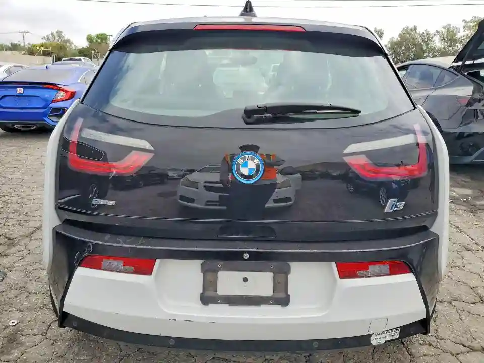 WBY1Z2C53GV556683 2016 BMW I SERIES-5