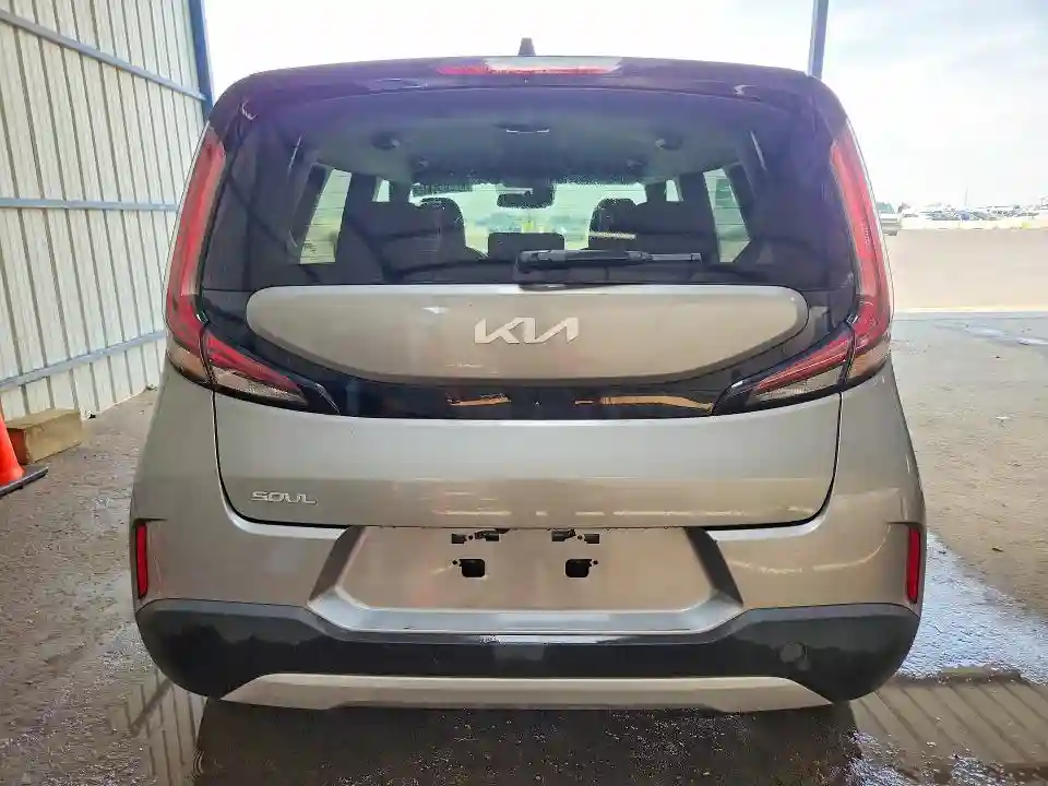 KNDJ23AU5P7881345 2023 KIA SOUL-5