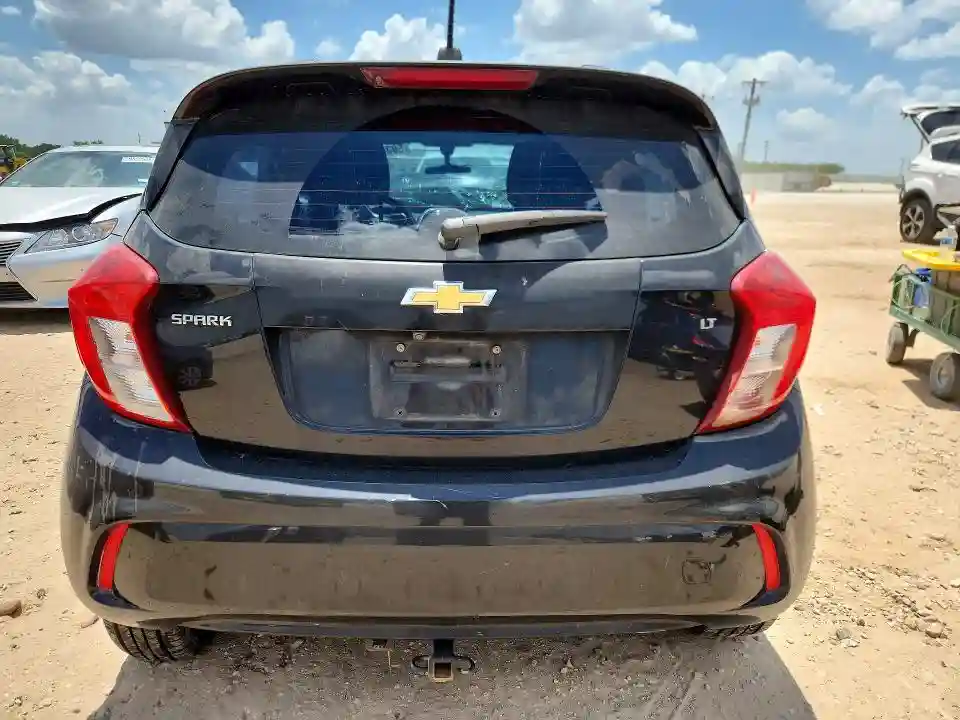 KL8CD6SA9JC478159 2018 CHEVROLET SPARK-5