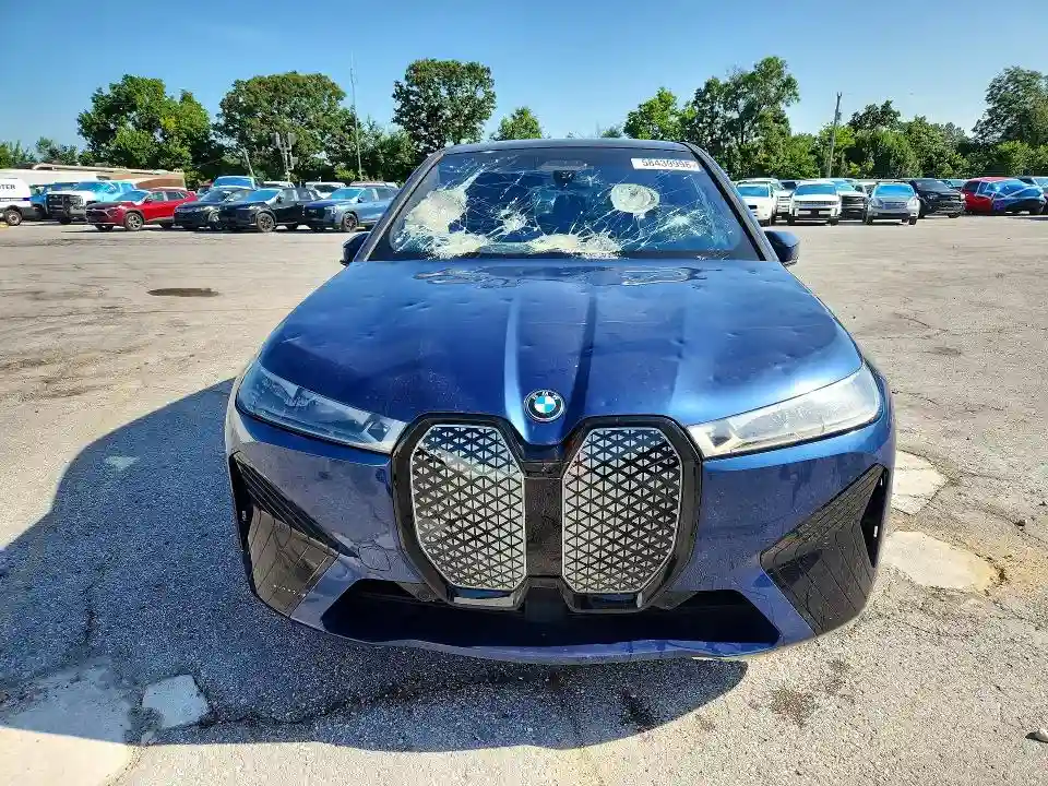 WB533CF05PCK57916 2023 BMW IX-4