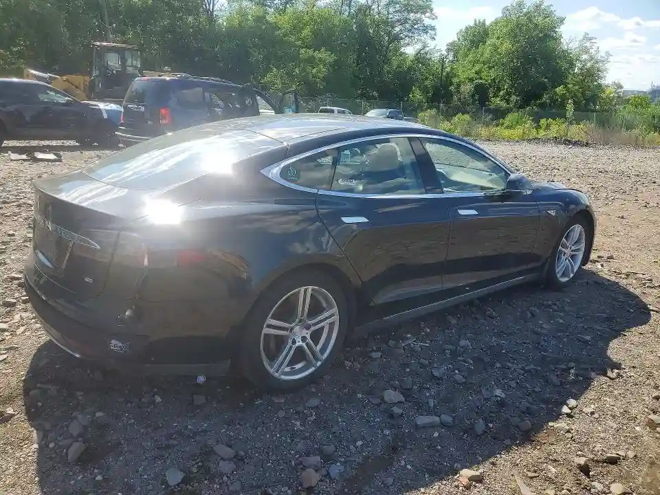 5YJSA1CN1DFP12575 2013 TESLA MODEL S-2