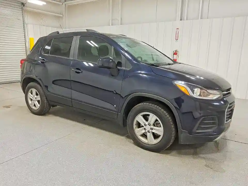 KL7CJPSM0MB371895 2021 CHEVROLET TRAX-3
