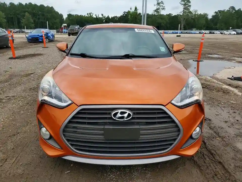 KMHTC6AE1GU302736 2016 HYUNDAI VELOSTER-4