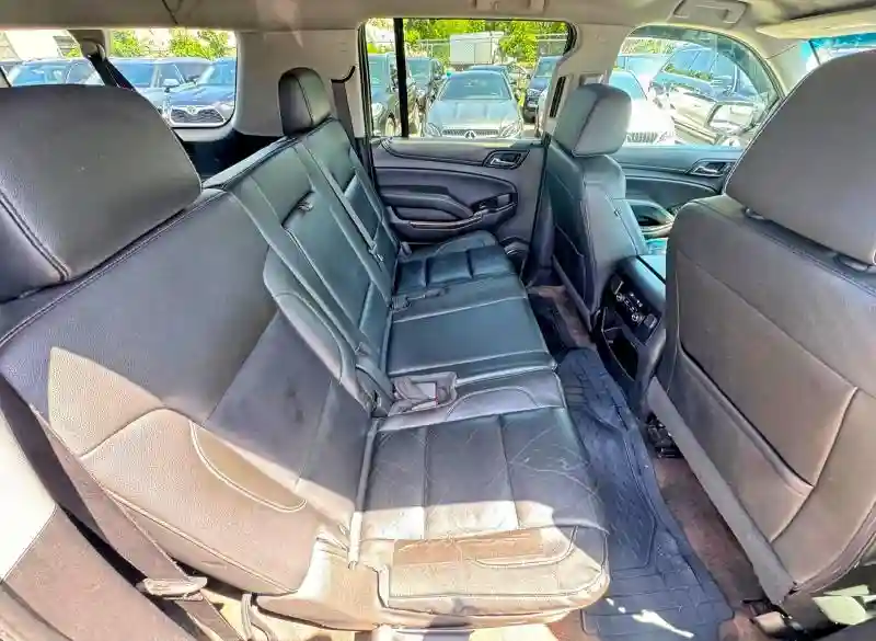 1GNSKHKC4JR238205 2018 CHEVROLET SUBURBAN-5