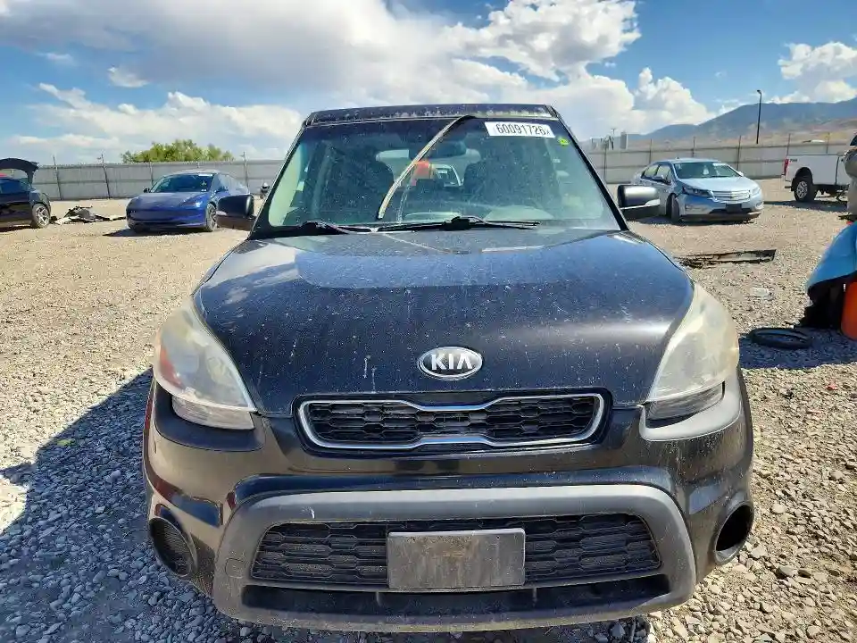 KNDJT2A67D7614213 2013 KIA SOUL-4