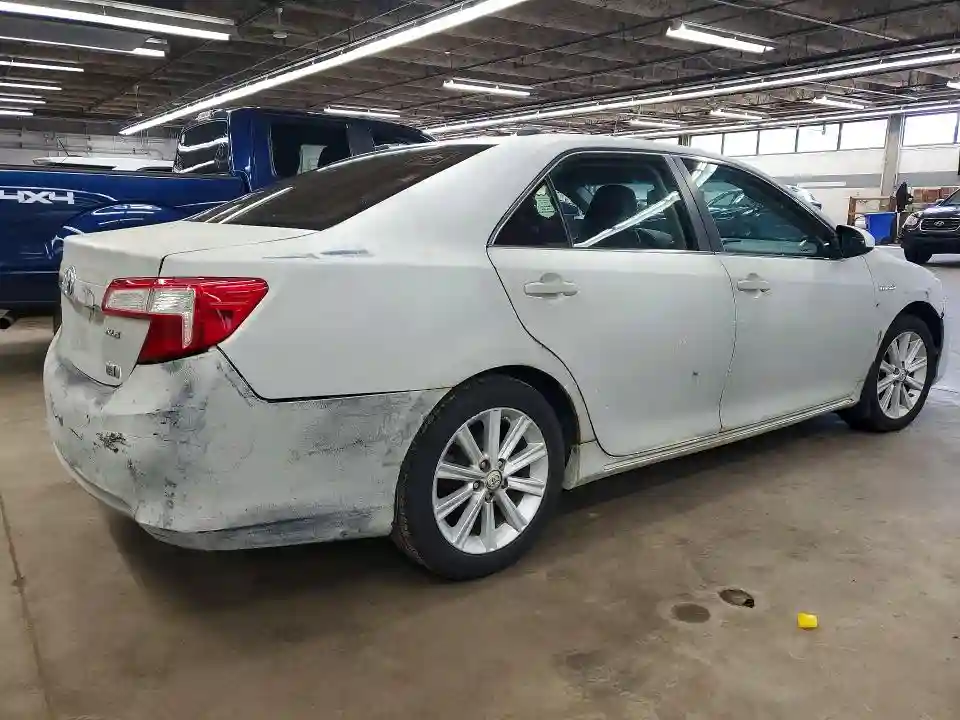 4T1BD1FK8DU075731 2013 TOYOTA CAMRY SOLA-2