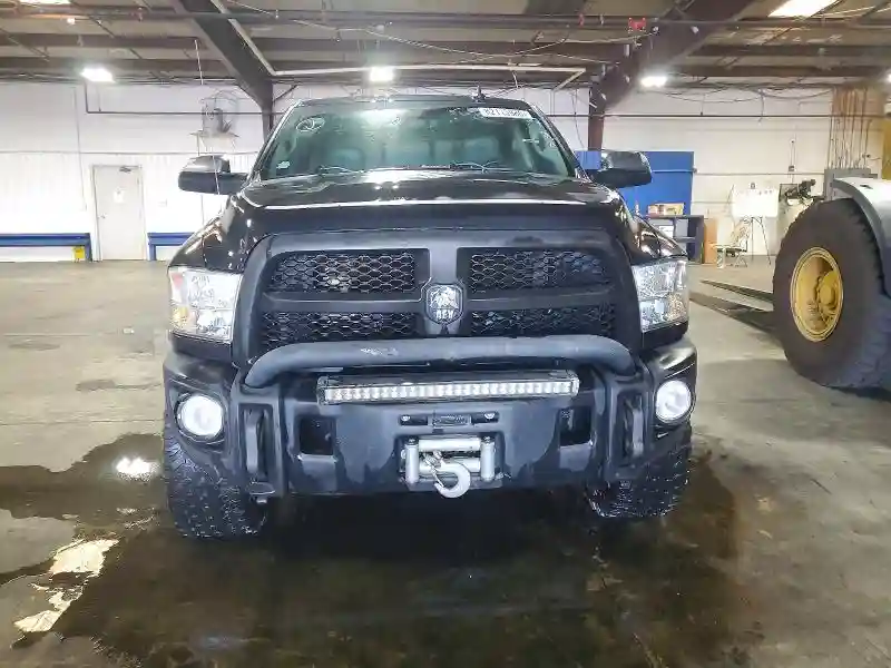 3C6UR5DJ7GG186236 2016 RAM 2500-4