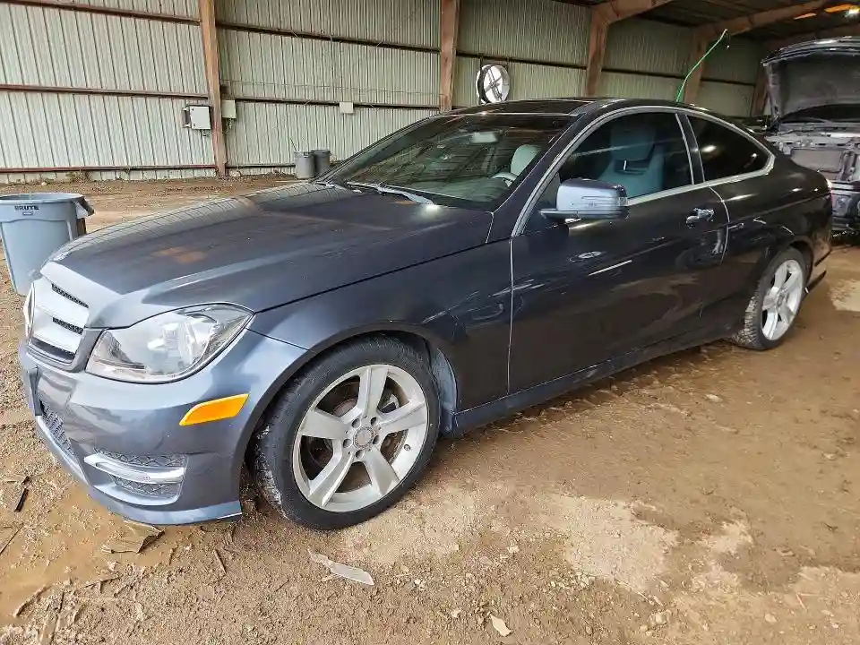 WDDGJ4HB7DG053015 2013 MERCEDES-BENZ C-CLASS-0