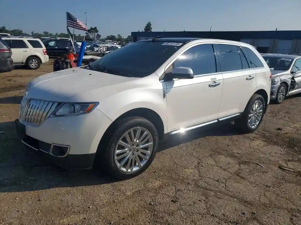 2LMDJ8JK0BBJ30388 2011 LINCOLN MKX-0