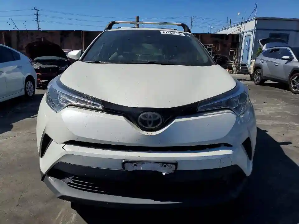 JTNKHMBX3K1012722 2019 TOYOTA C-HR-4