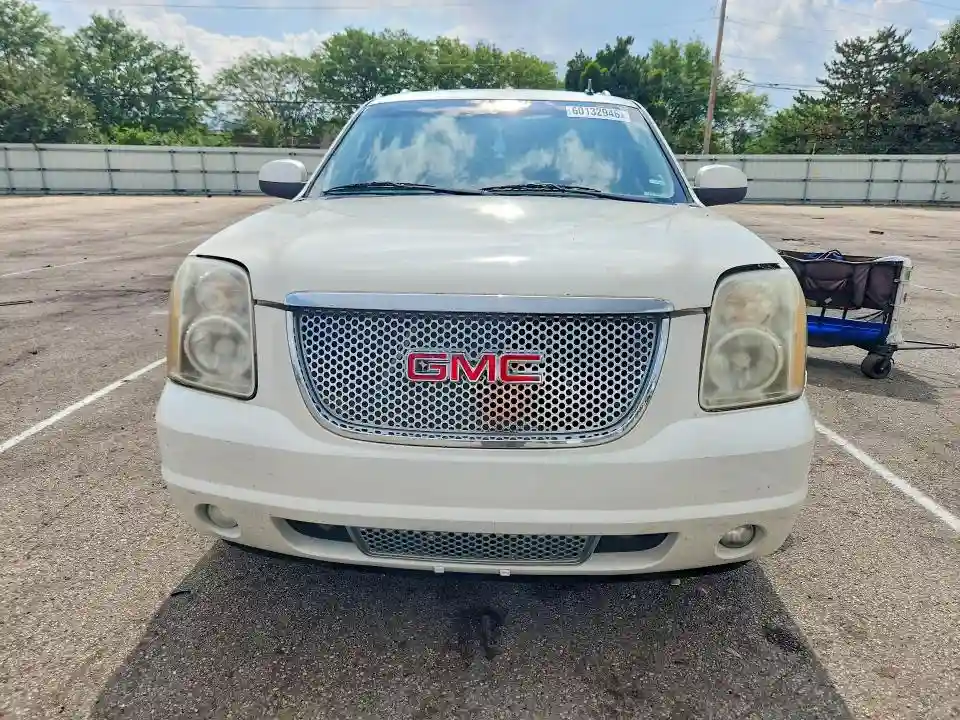 1GKS2MEF6DR186575 2013 GMC YUKON-4