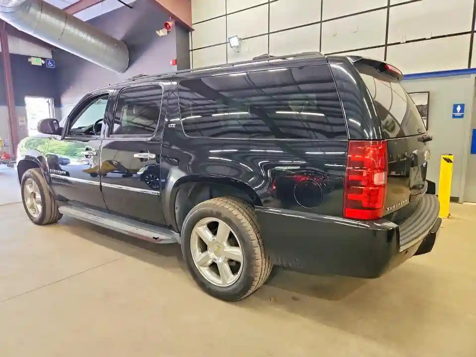 1GNSCKE01ER106780 2014 CHEVROLET SUBURBAN-1