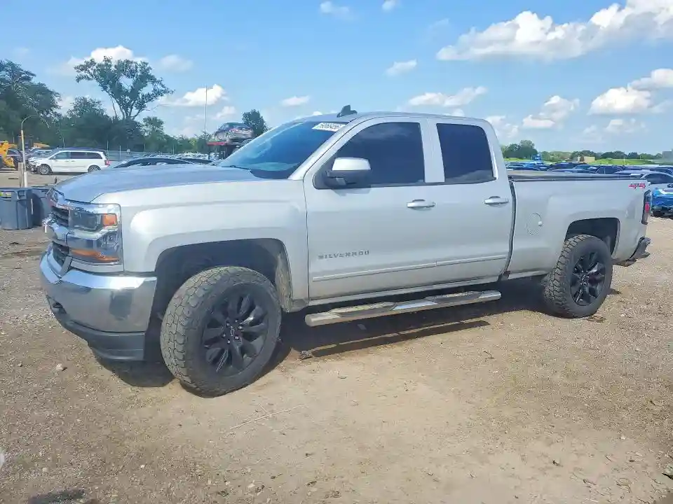 1GCVKREC5JZ151047 2018 CHEVROLET SILVERADO-0