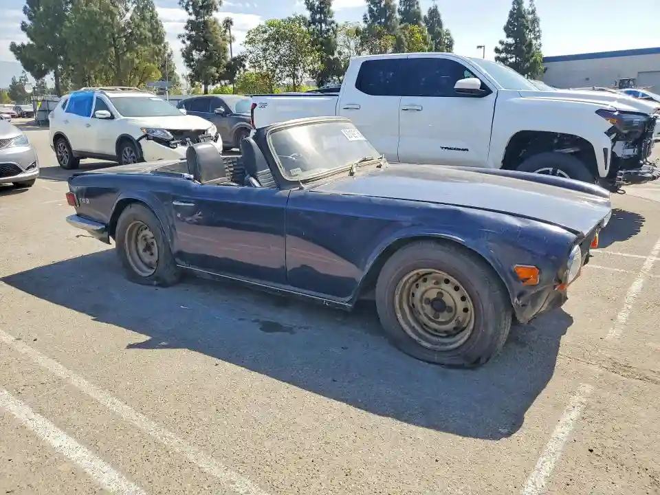 CC25196L 1969 TRIUMPH CAR GT6-3