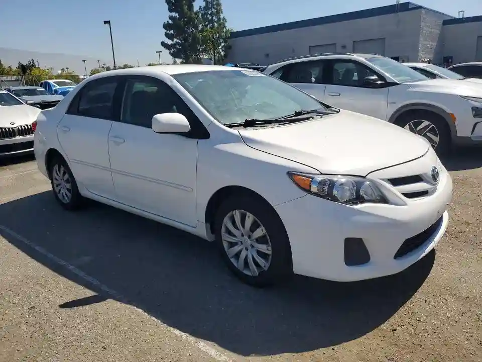 2T1BU4EE8CC765234 2012 TOYOTA COROLLA-3