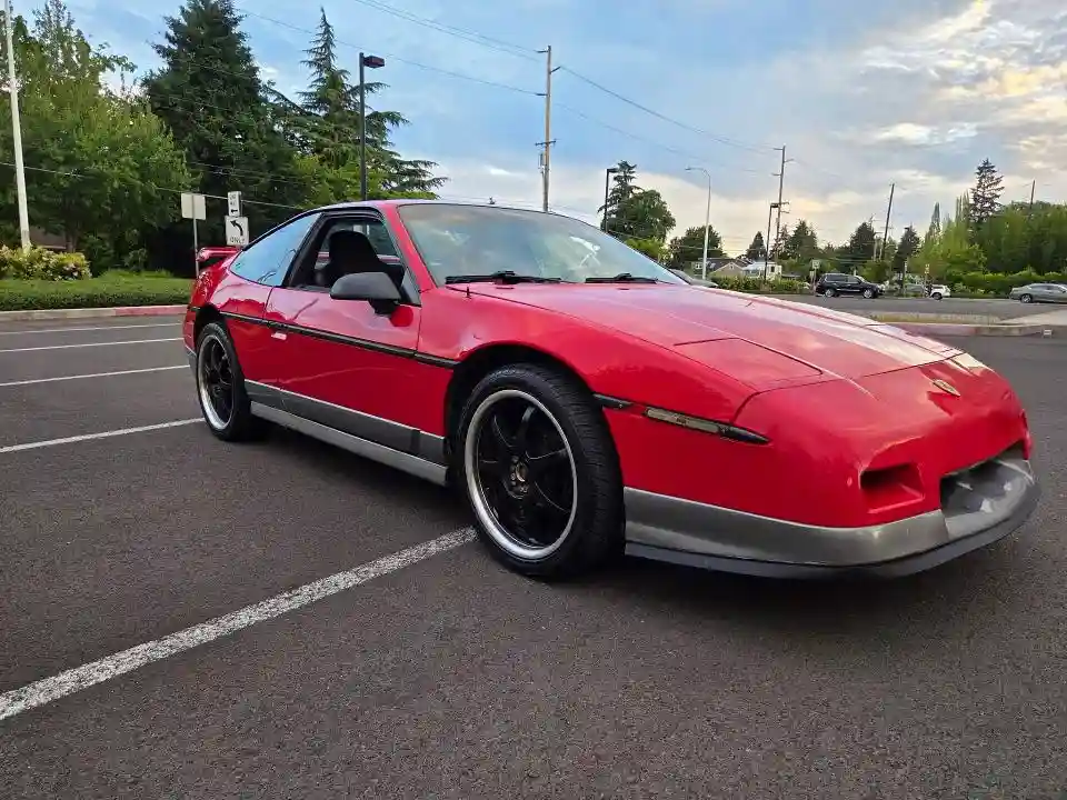 1G2PG9797GP281044 1986 PONT FIERO-0