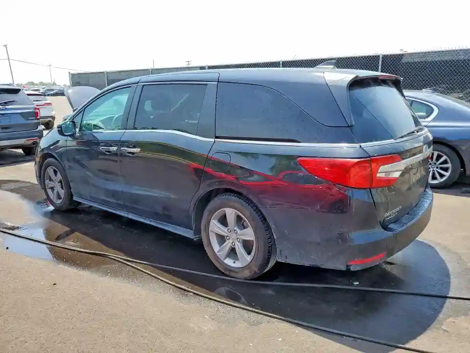 5FNRL6H52JB008637 2018 HONDA ODYSSEY-1