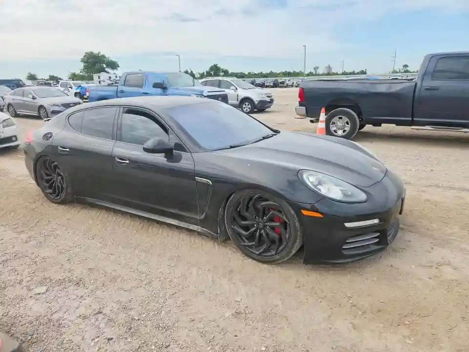 WP0AA2A73EL009774 2014 PORSCHE PANAMERA-3