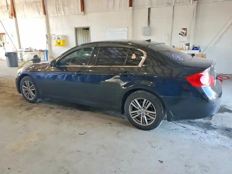 JN1CV6AR9BM354631 2011 INFINITI G37-1