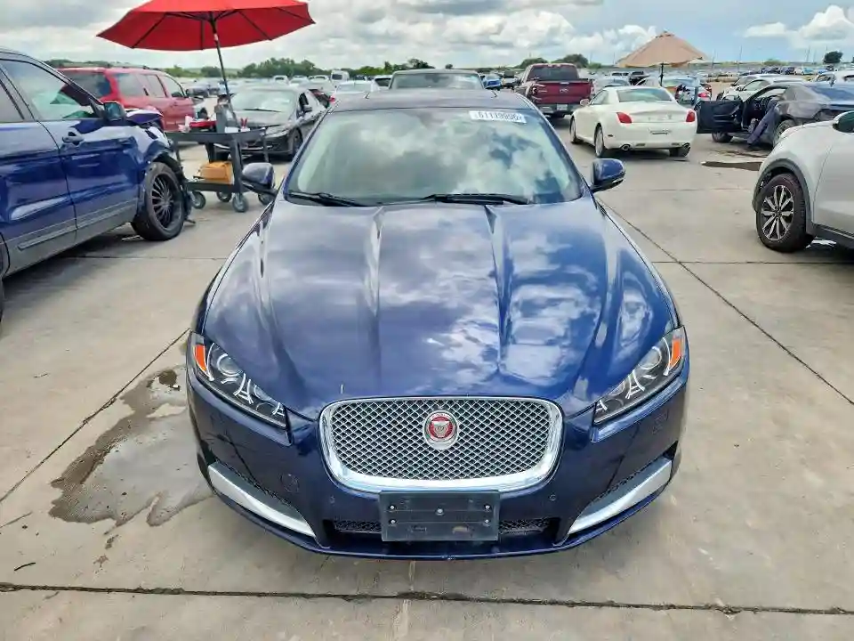SAJWA0F77F8U88175 2015 JAGUAR XF-4