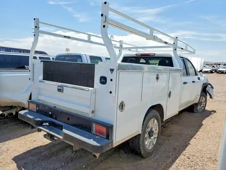1GD58LE77PF179727 2023 GMC SIERRA-2