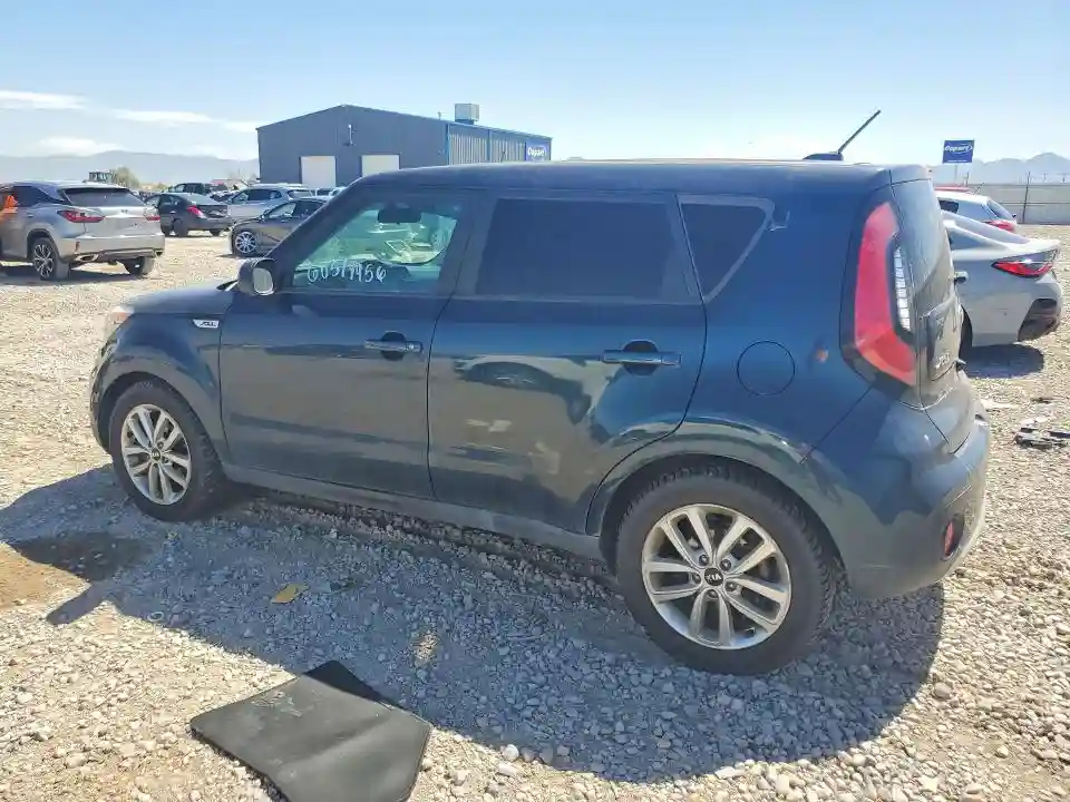 KNDJP3A57H7464143 2017 KIA SOUL-1